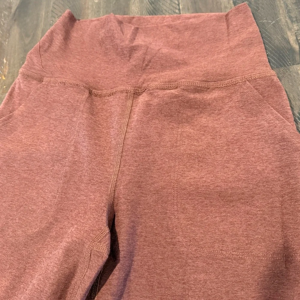 Beyond Yoga wide Flared Leggings, pockets. SZ-SMALL, brown/orange.RUST color - Picture 3 of 7